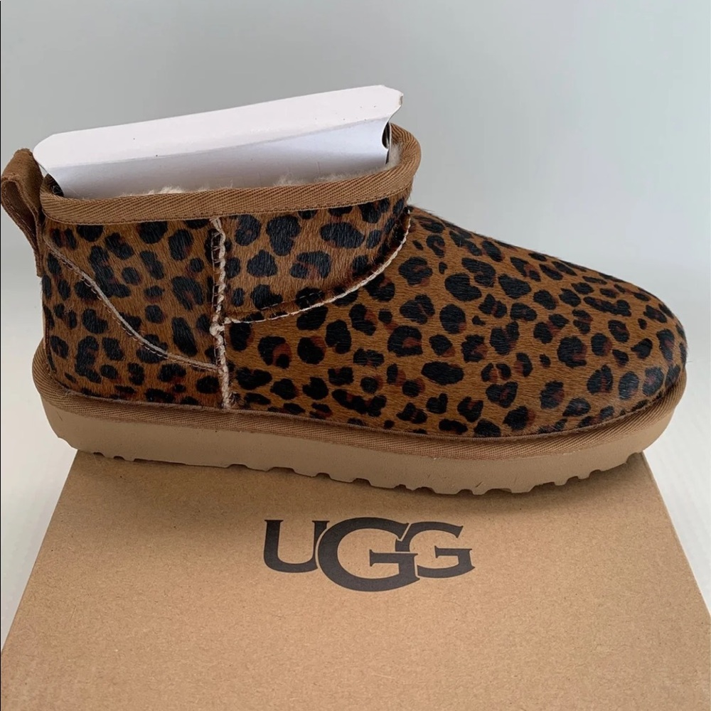 Ugg Classic Ultra Mini Leopard